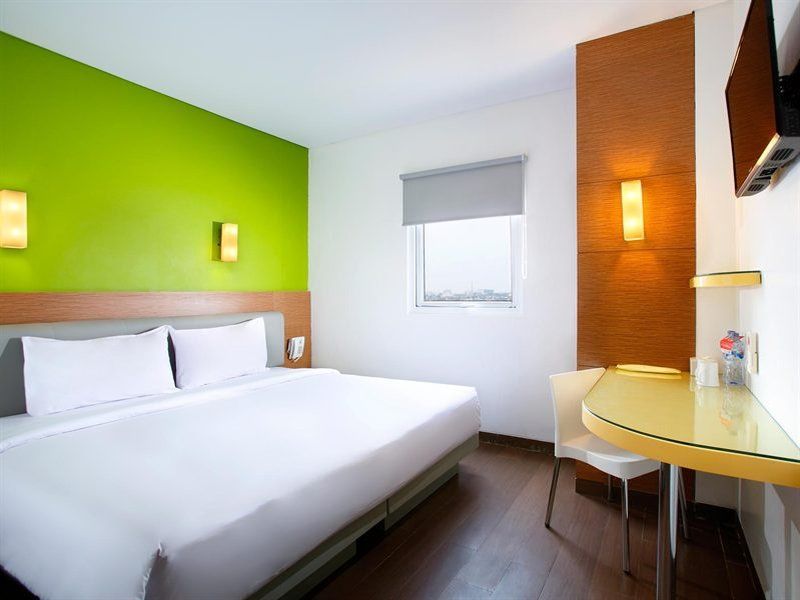 Amaris Hotel Palembang Exteriör bild