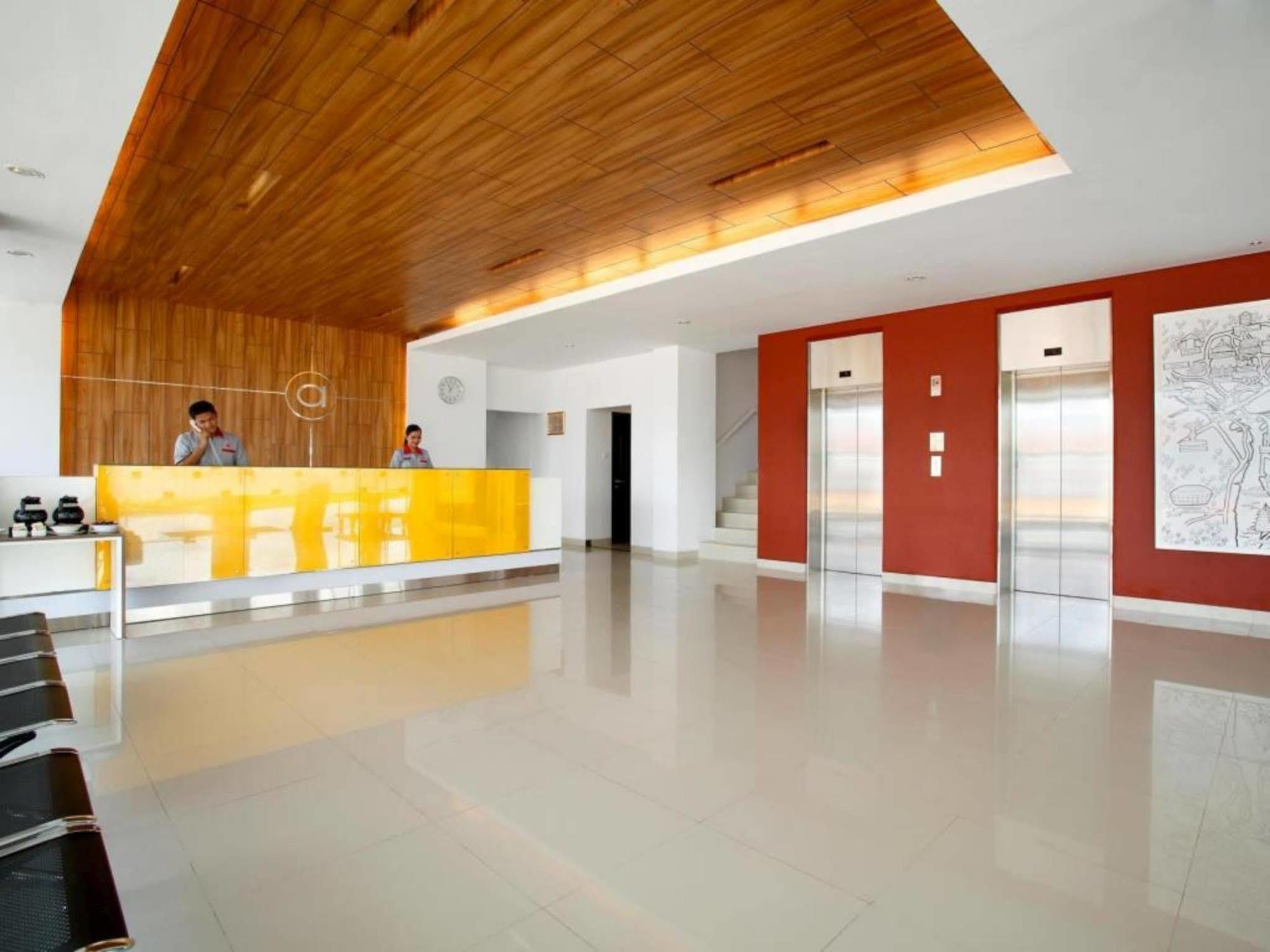 Amaris Hotel Palembang Exteriör bild